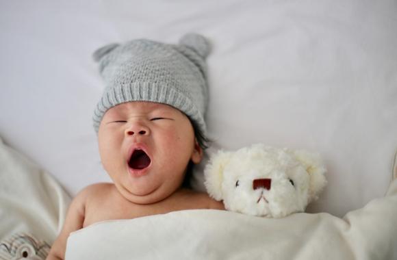 Bebe b.s