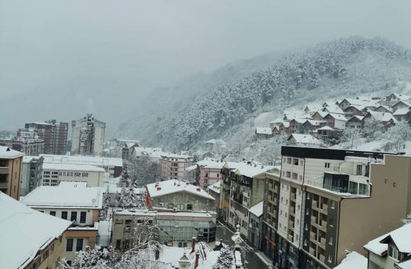 Zvornik sneg