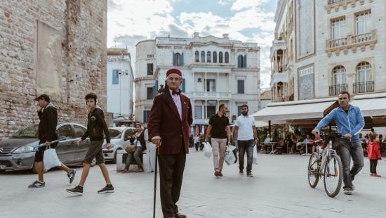 Tunis b.s